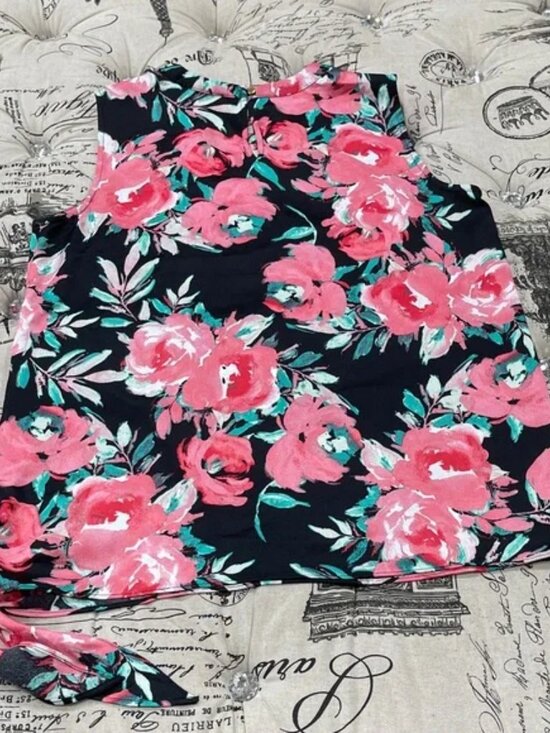 Calvin Klein Floral Side Tie Sleeveless Top - Picture 13 of 13